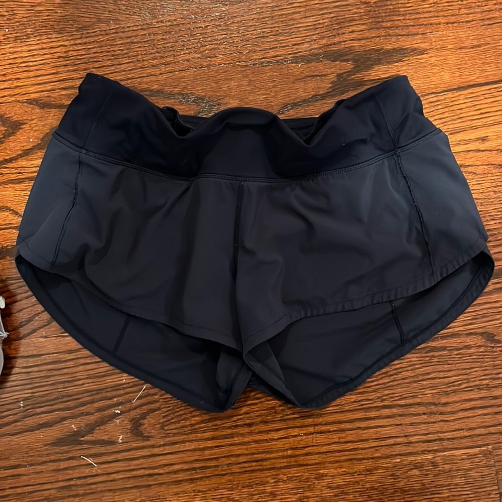 Lululemon Hottie Shorts Size 6